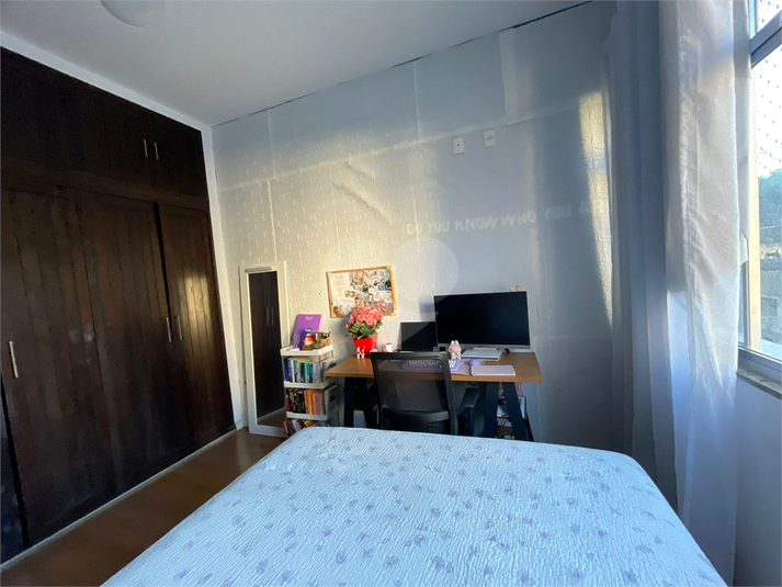 Foto REO1106221