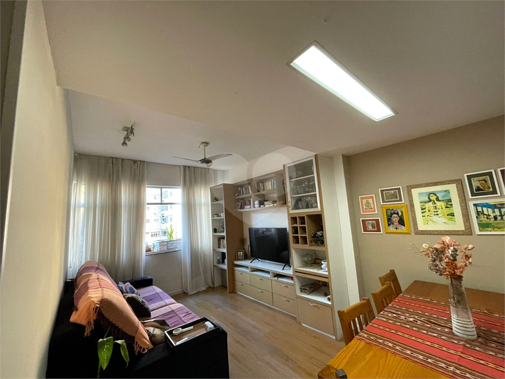 Foto REO1106221