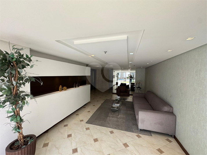 Foto REO1106240