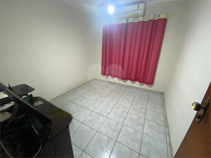 Foto REO1106241