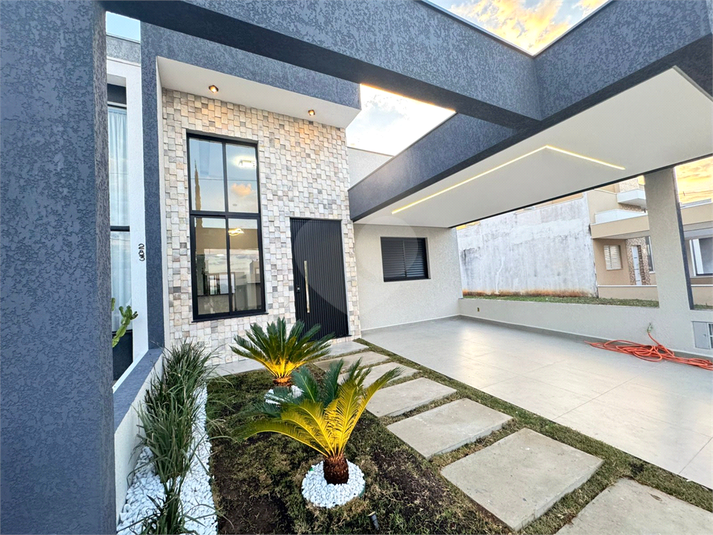 Foto REO1106243