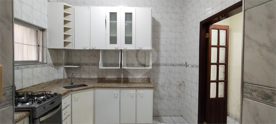 Foto REO1106244