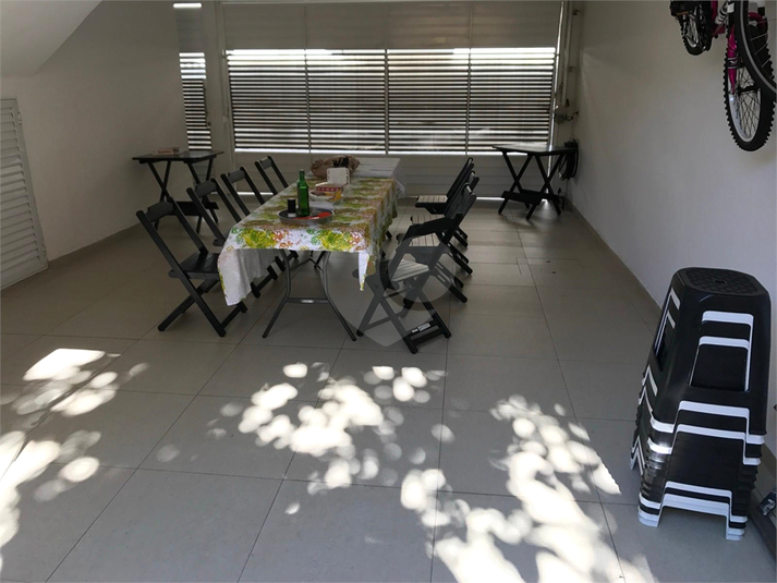 Foto REO1106253
