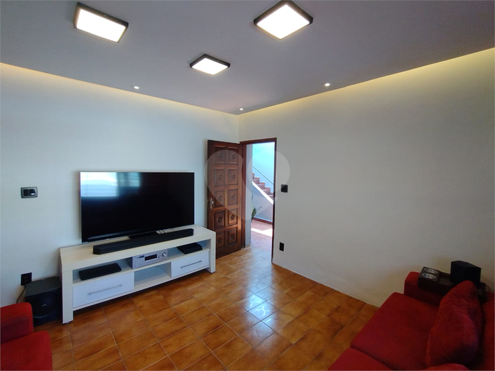 Foto REO1106255