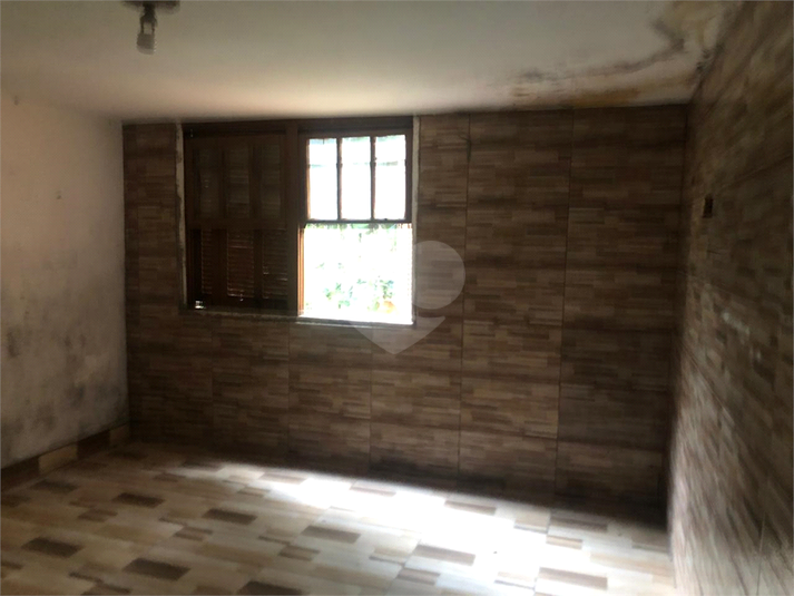 Foto REO1106269