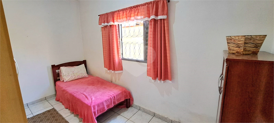 Foto REO1106280