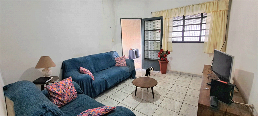 Foto REO1106280