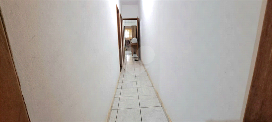 Foto REO1106280