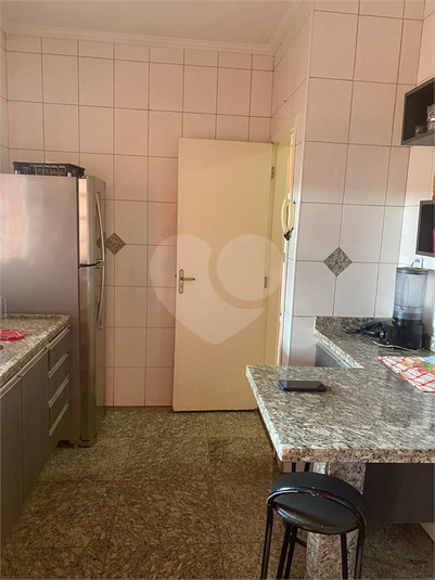 Foto REO1106286