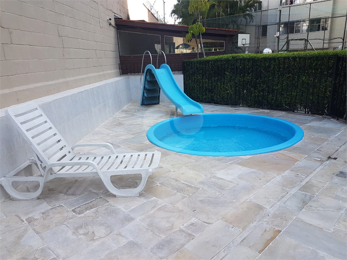 Foto REO1106335
