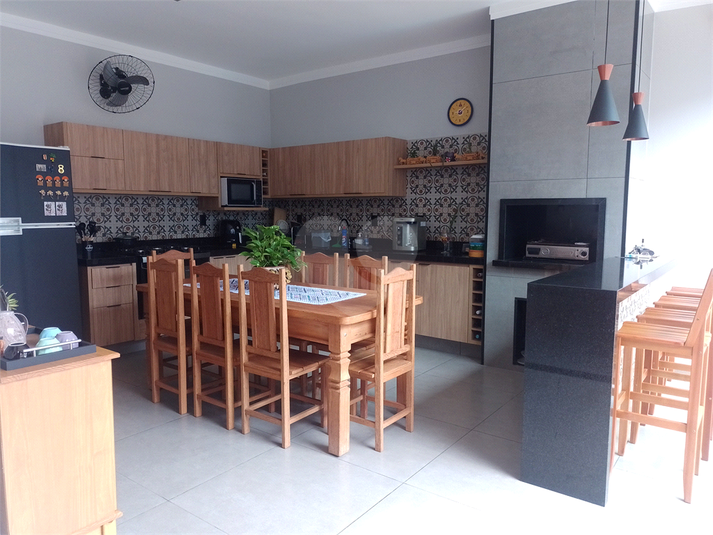 Foto REO1106352