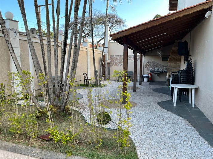 Foto REO1106359