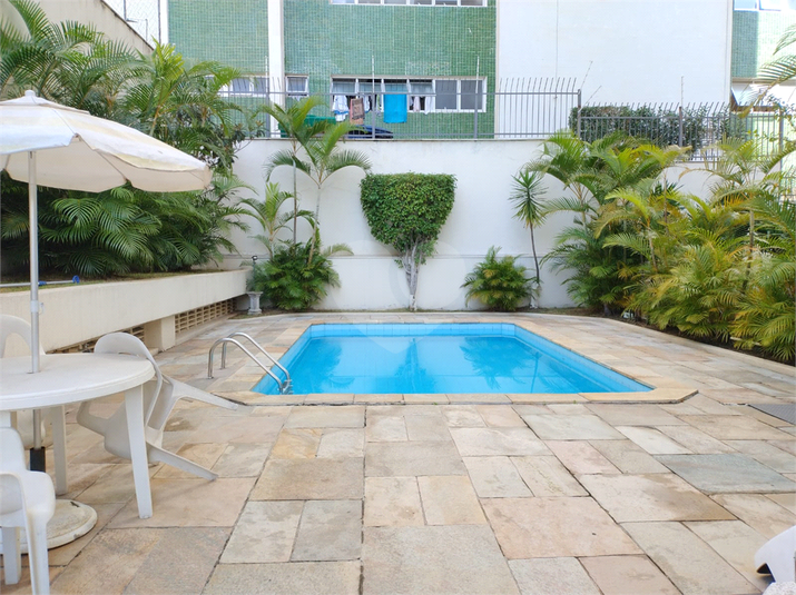 Foto REO1106379