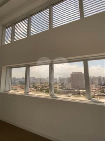 Foto REO1106384