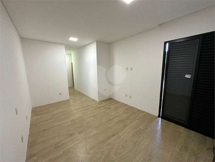 Foto REO1106389