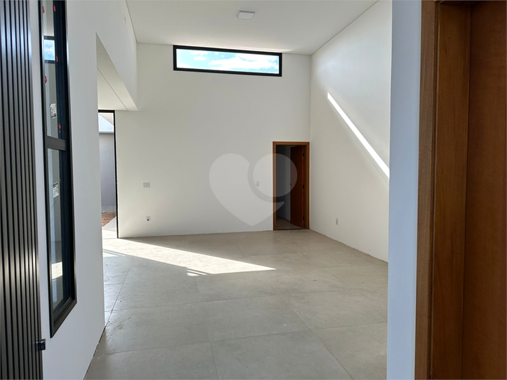 Foto REO1106389