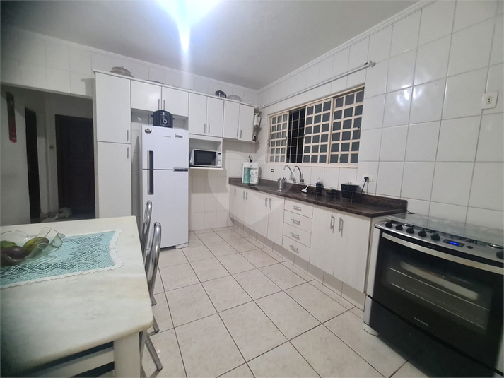 Foto REO1106397