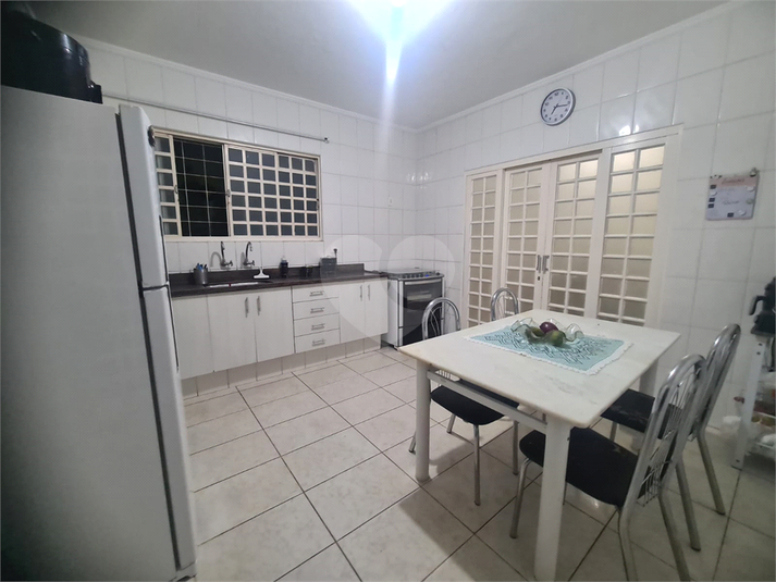 Foto REO1106397