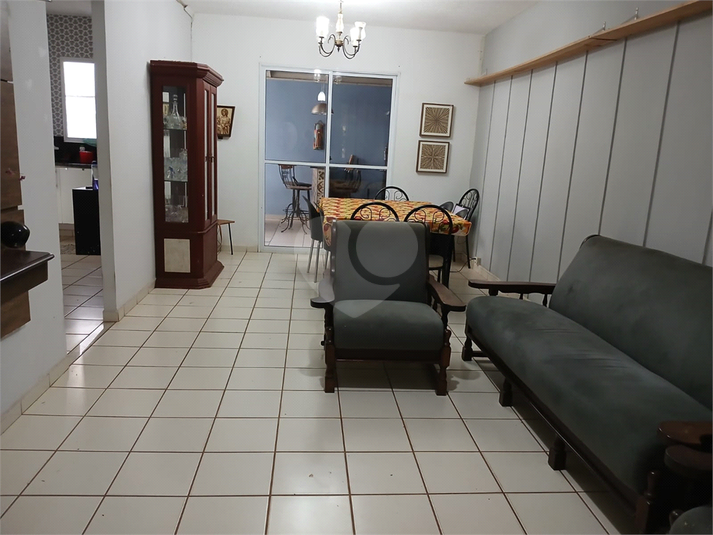 Foto REO1106424