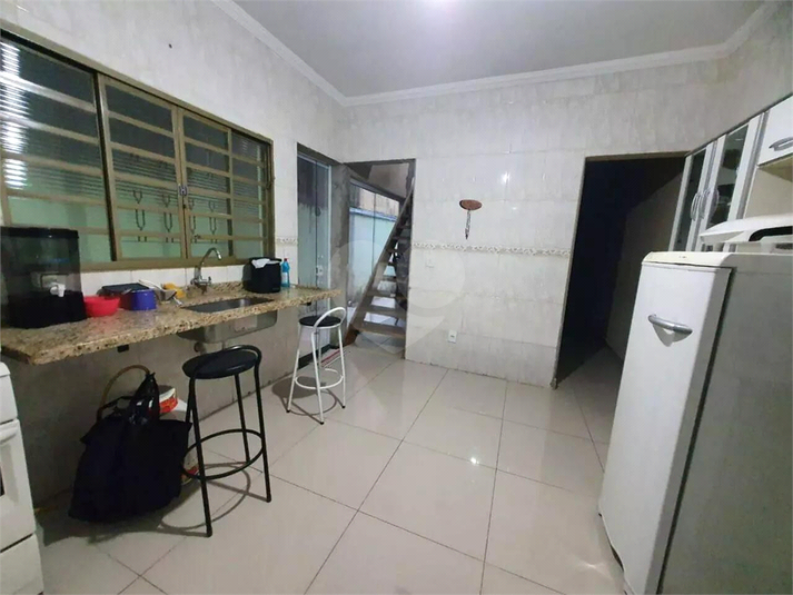 Foto REO1106429