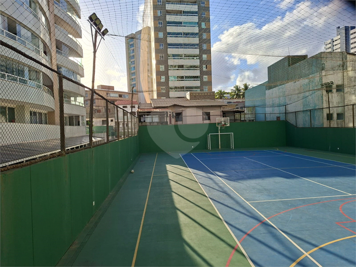 Foto REO1106430