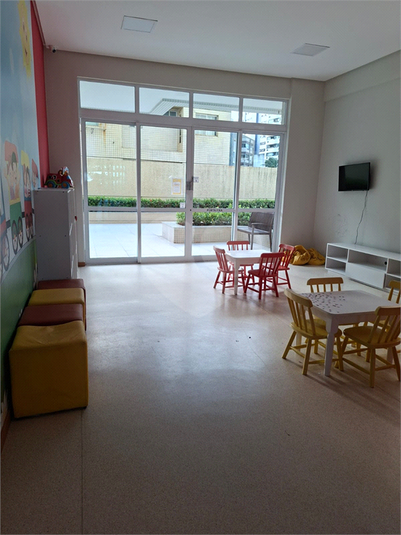 Foto REO1106430