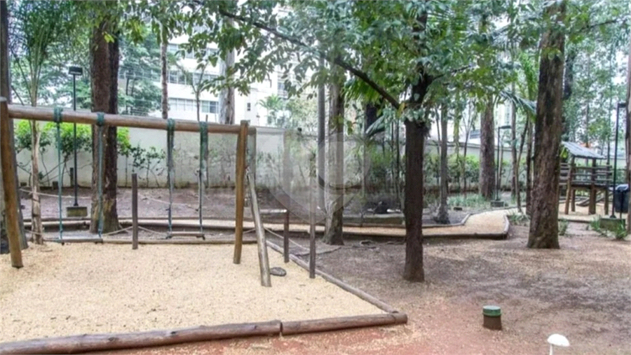 Foto REO1106439