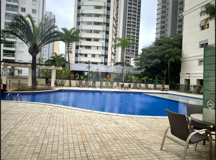 Foto REO1106439