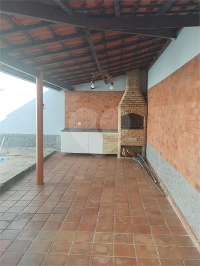 Foto REO1106443