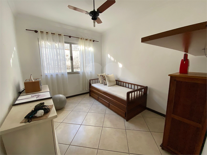 Foto REO1106449