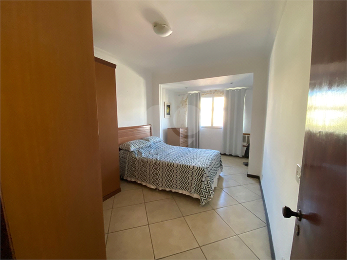 Foto REO1106449