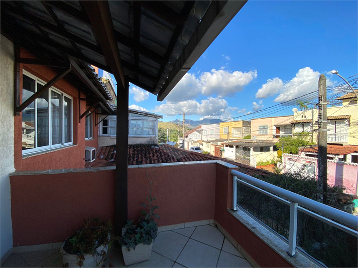 Foto REO1106449
