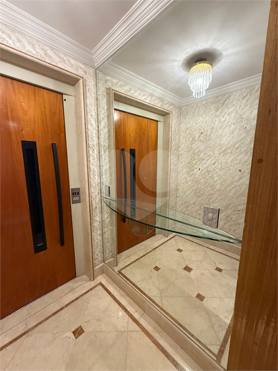 Foto REO1106461