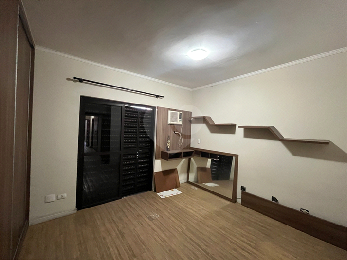 Foto REO1106471