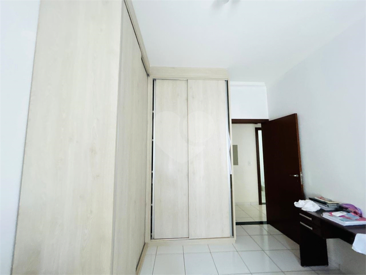 Foto REO1106473