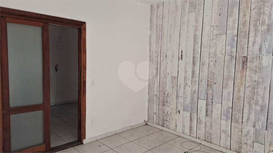 Foto REO1106474