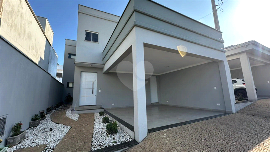 Foto REO1106487