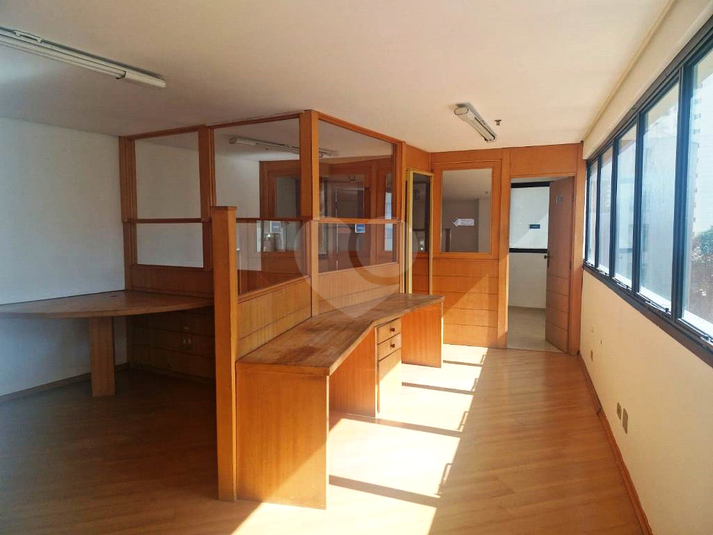 Foto REO1106495