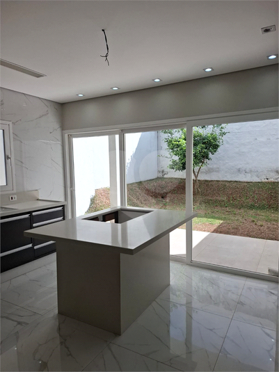 Foto REO1106539