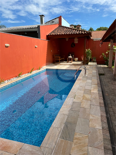 Foto REO1106547