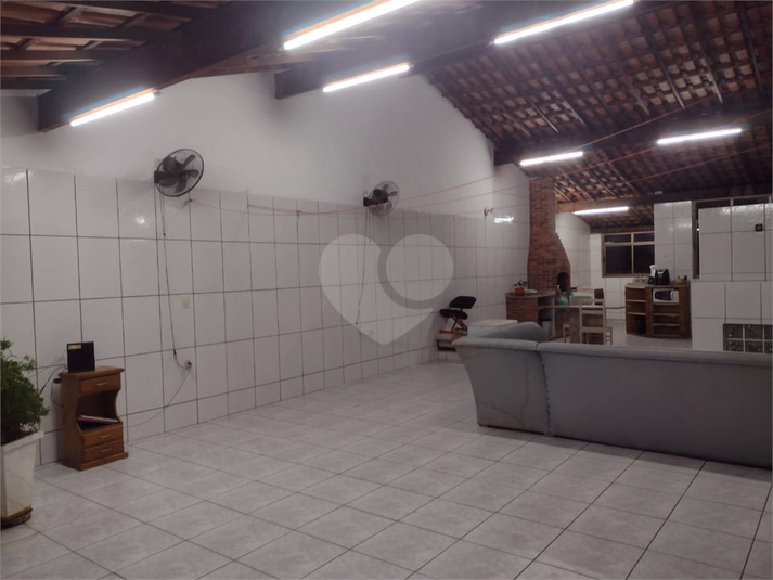 Foto REO1106552