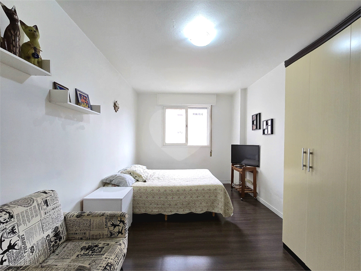 Foto REO1106559
