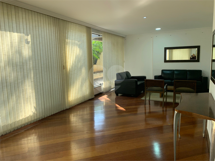 Foto REO1106561