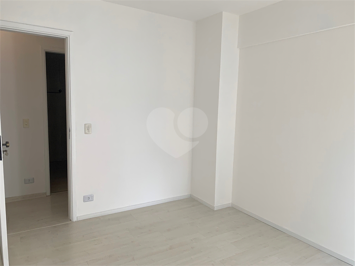 Foto REO1106561