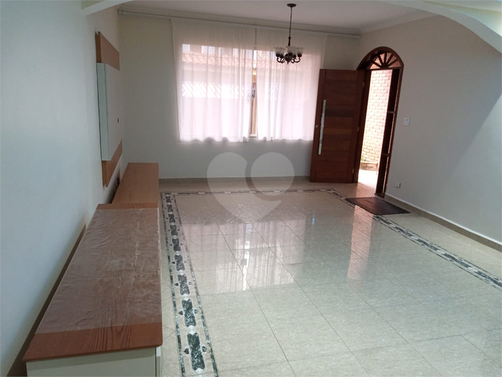 Foto REO1106575
