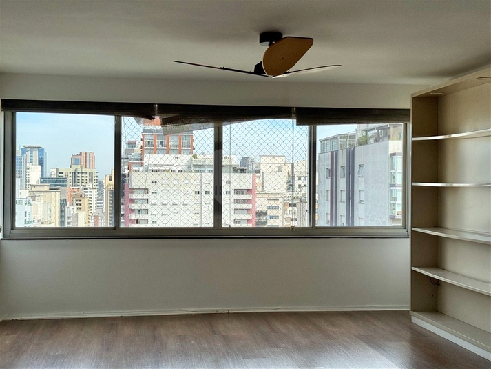 Foto REO1106596