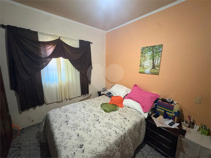 Foto REO1106625