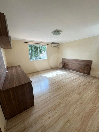 Foto REO1106629