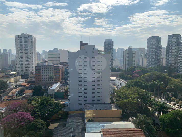 Foto REO1106634