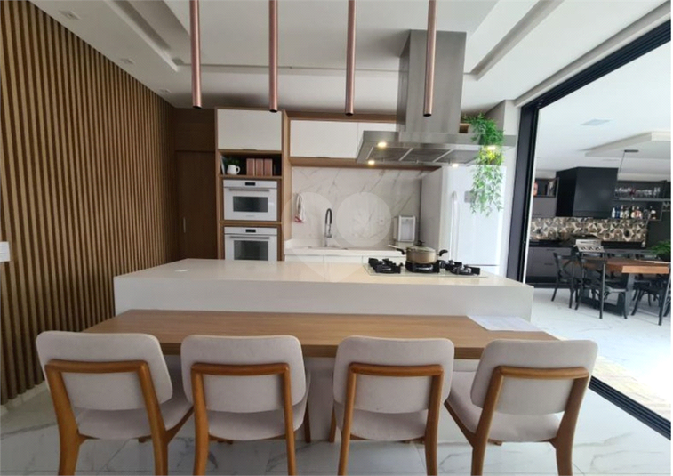 Foto REO1106645